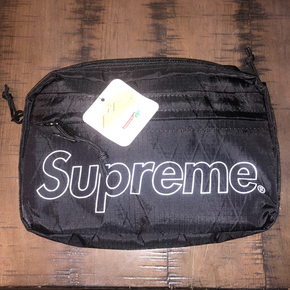 Supreme shoulder bag